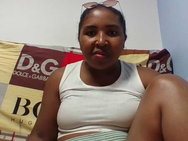 Josy-2 live webcam show