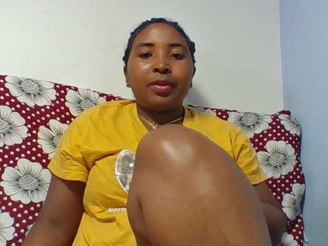 Josy-2 live cam on BongaCams