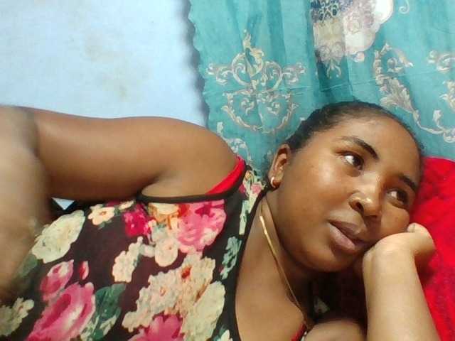 Josy-2 live cam on BongaCams