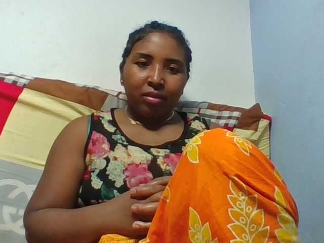 Josy-2 live cam on BongaCams