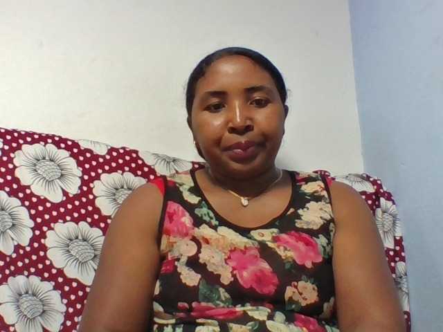 Josy-2 live cam on BongaCams