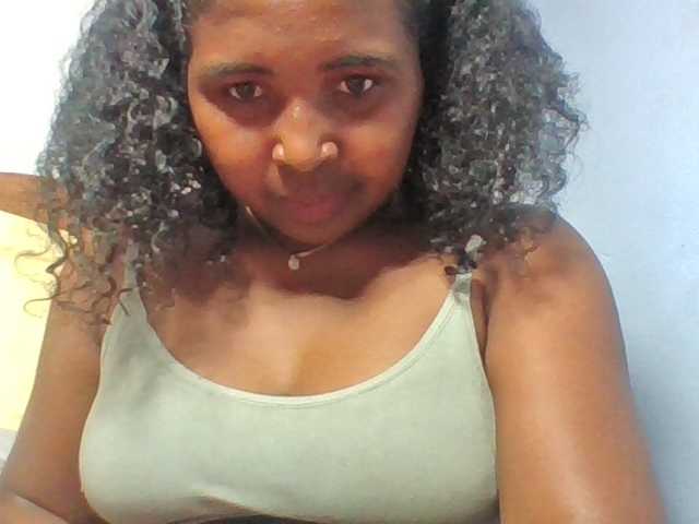 Josy-2 live cam on BongaCams