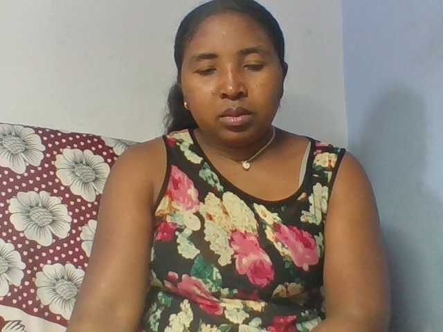 Josy-2 live cam on BongaCams