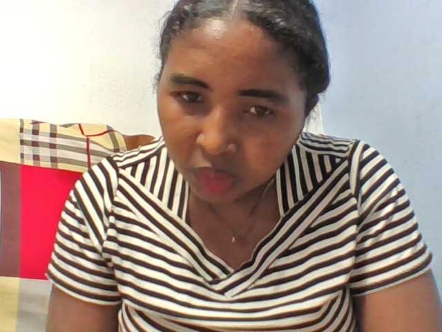 Josy-2 live cam on BongaCams
