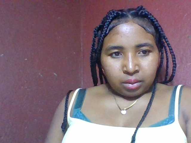 Josy-2 live cam on BongaCams