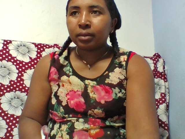 Josy-2 live cam on BongaCams
