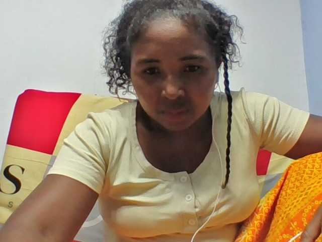 Josy-2 live cam on BongaCams
