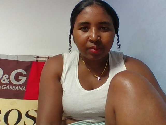 Josy-2 live cam on BongaCams