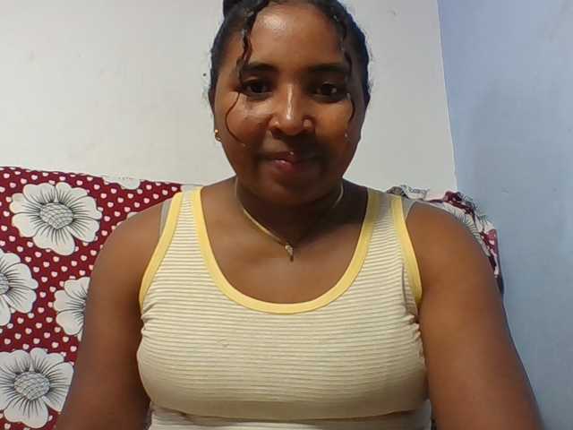 Josy-2 live cam on BongaCams