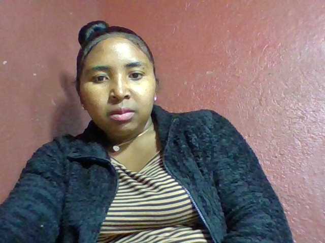 Josy-2 live cam on BongaCams