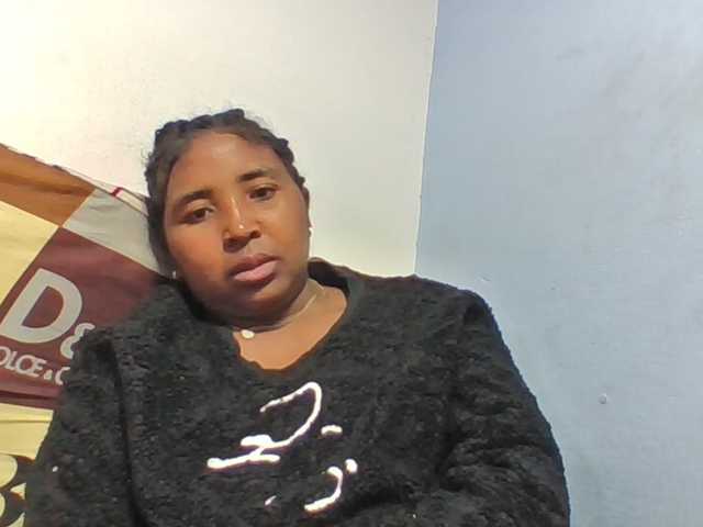 Josy-2, 30 y/o - Live Cam on BongaCams