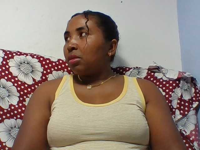 Josy-2 live cam on BongaCams