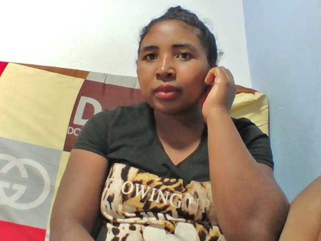 Josy-2 live webcam show