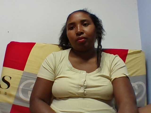 Josy-2 live cam on BongaCams