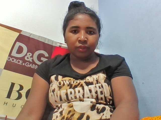 Josy-2 live webcam show