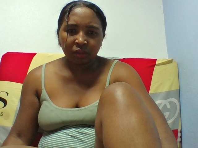 Josy-2 live cam on BongaCams