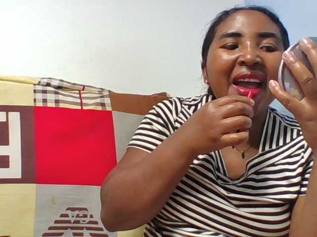 Josy-2 live cam on BongaCams