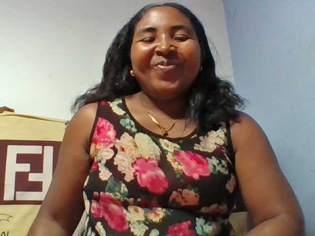 Josy-2 live cam on BongaCams