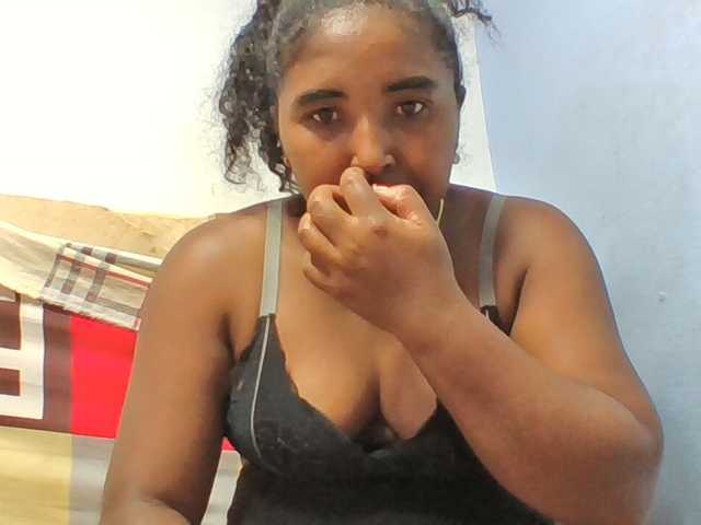 Josy-2 live cam on BongaCams