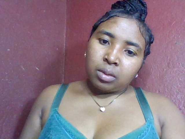 Josy-2 live cam on BongaCams