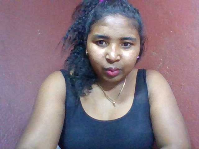 Josy-2 live cam on BongaCams