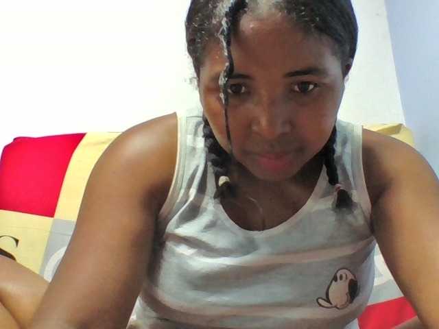 Josy-2 live cam on BongaCams