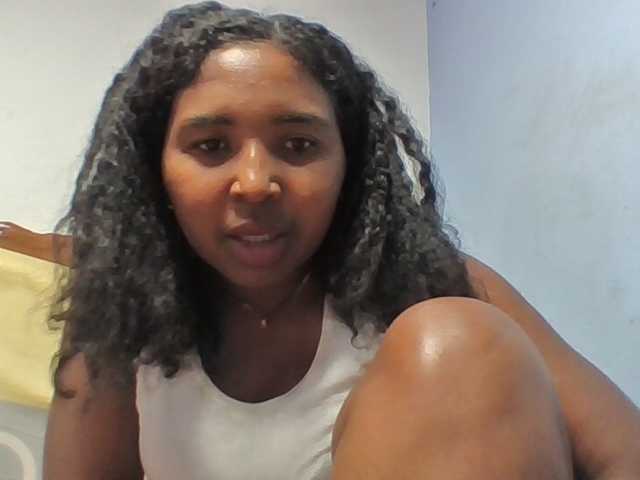 Josy-2 live cam on BongaCams