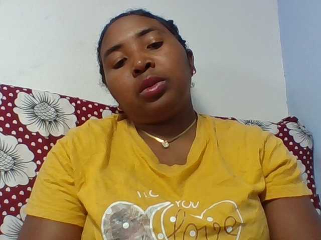 Josy-2 live cam on BongaCams