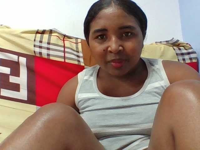 Josy-2 live cam on BongaCams