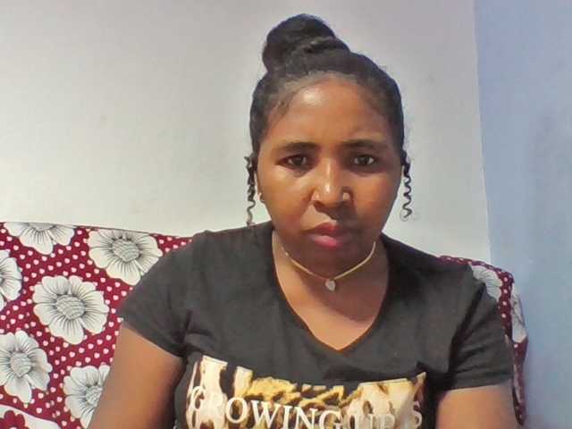Josy-2 live cam on BongaCams