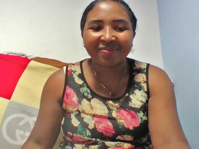 Josy-2 live cam on BongaCams