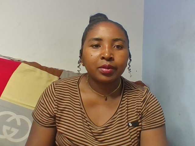Josy-2 live cam on BongaCams