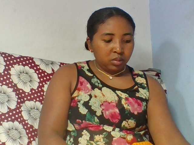 Josy-2 live cam on BongaCams