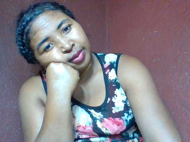 Josy-2 live cam on BongaCams