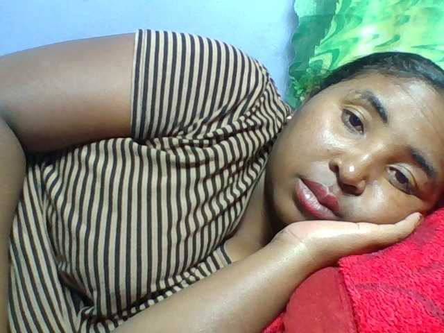 Josy-2 live cam on BongaCams