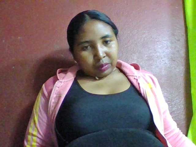 Josy-2 live cam on BongaCams