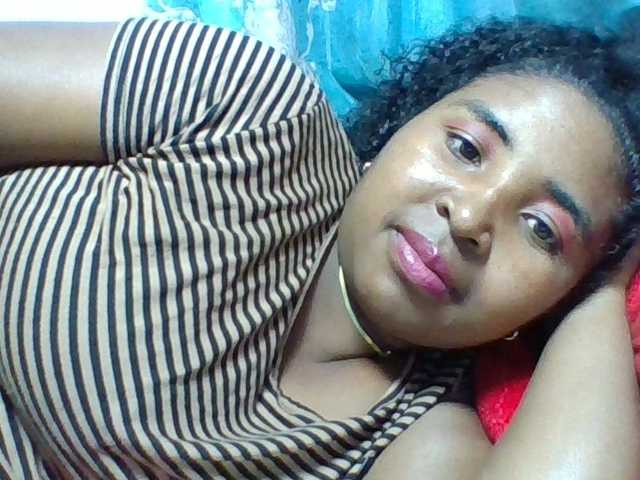 Josy-2 live cam on BongaCams