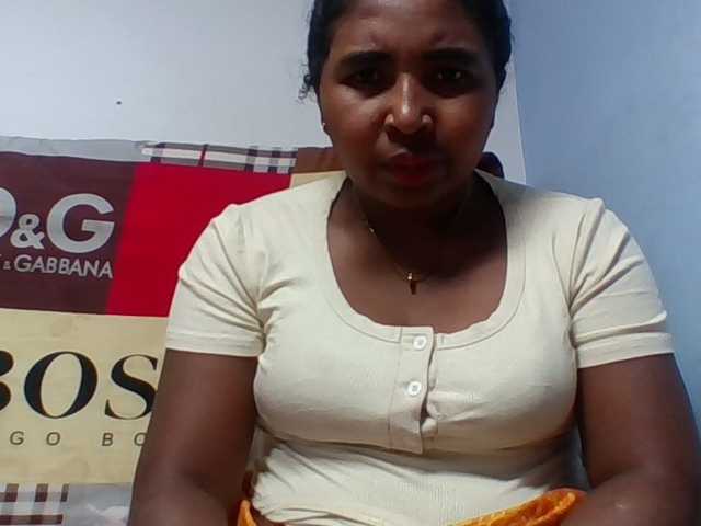 Josy-2 live cam on BongaCams