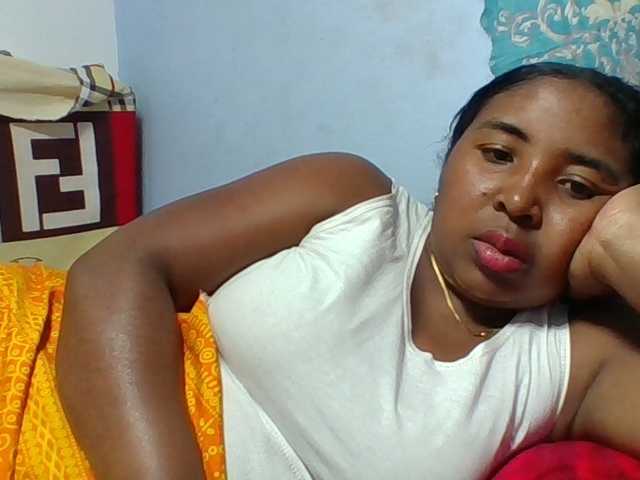 Josy-2 live cam on BongaCams