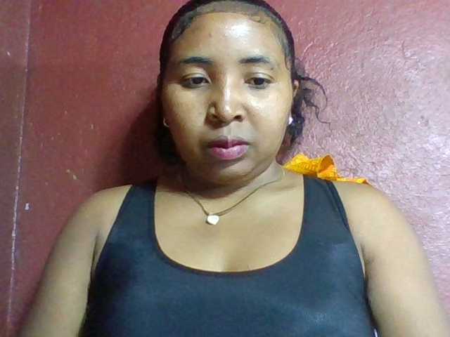 Josy-2 live cam on BongaCams