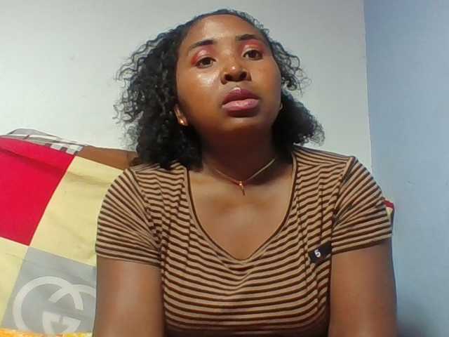 Josy-2 live cam on BongaCams
