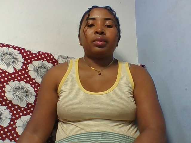 Josy-2 live cam on BongaCams