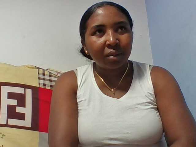 Josy-2 live cam on BongaCams