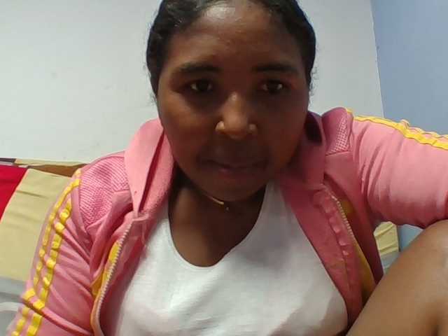 Josy-2 live cam on BongaCams