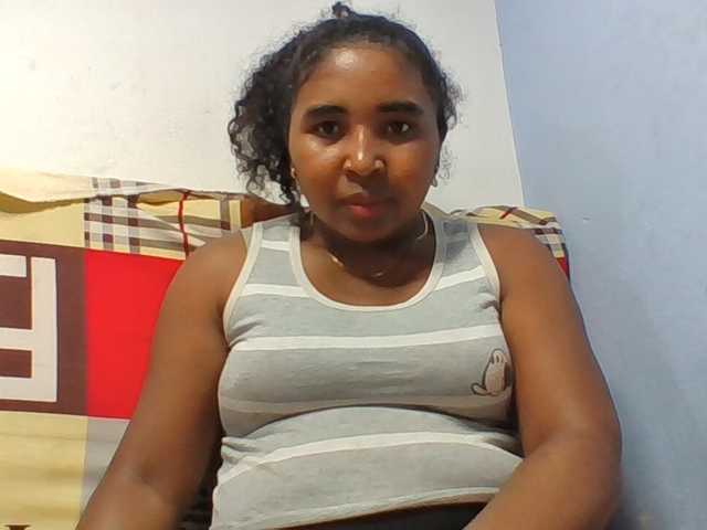 Josy-2 live cam on BongaCams