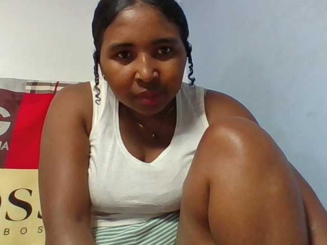 Josy-2 live cam on BongaCams