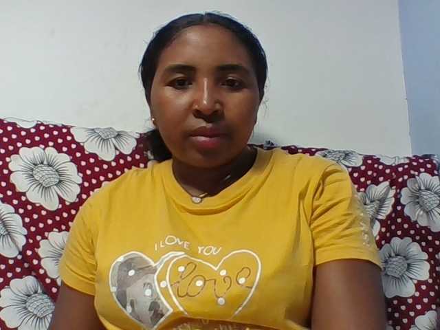 Josy-2 live cam on BongaCams