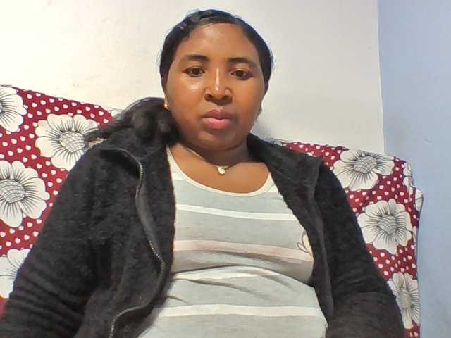 Josy-2 live cam on BongaCams
