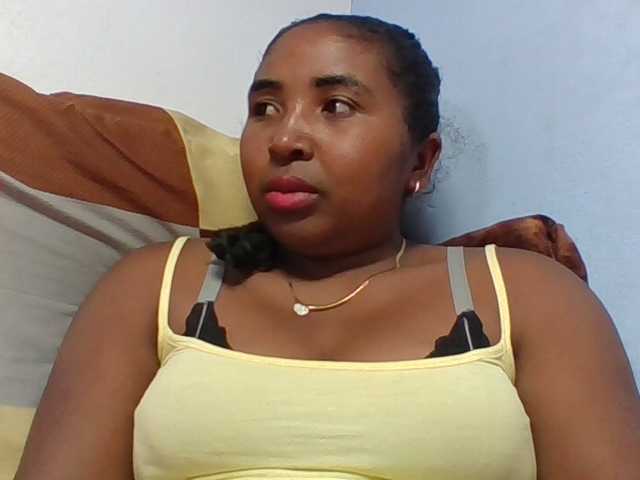 Josy-2 live cam on BongaCams