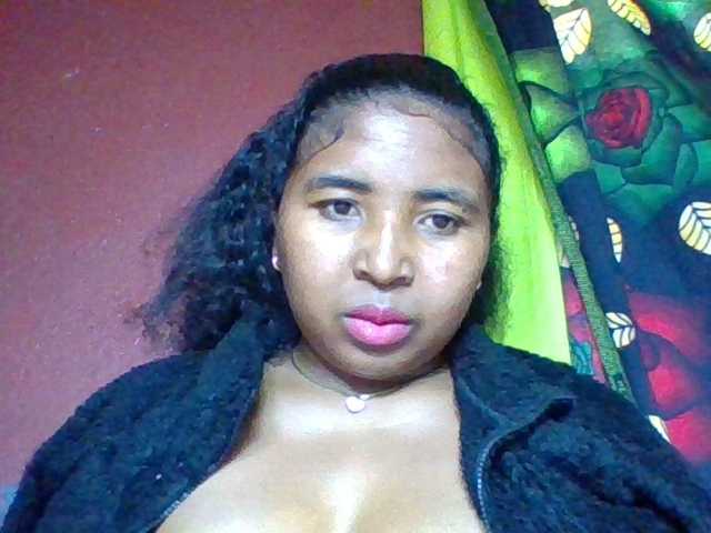 Josy-2, live now on BongaCams